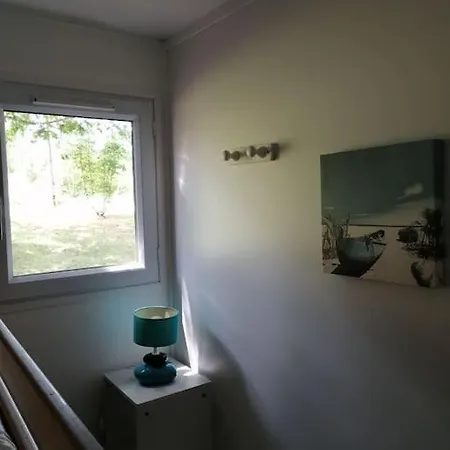 Chalet bois rénové dans camping 3 étoiles Chalet Thiviers