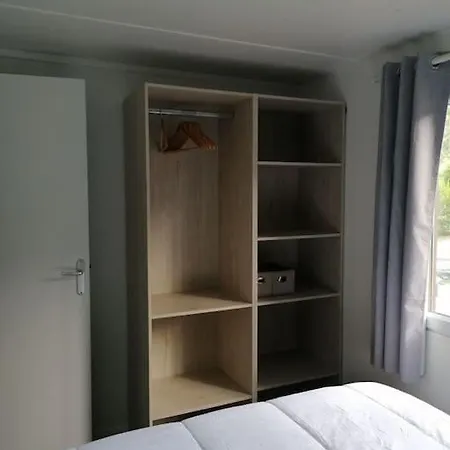 Chalet bois rénové dans camping 3 étoiles
